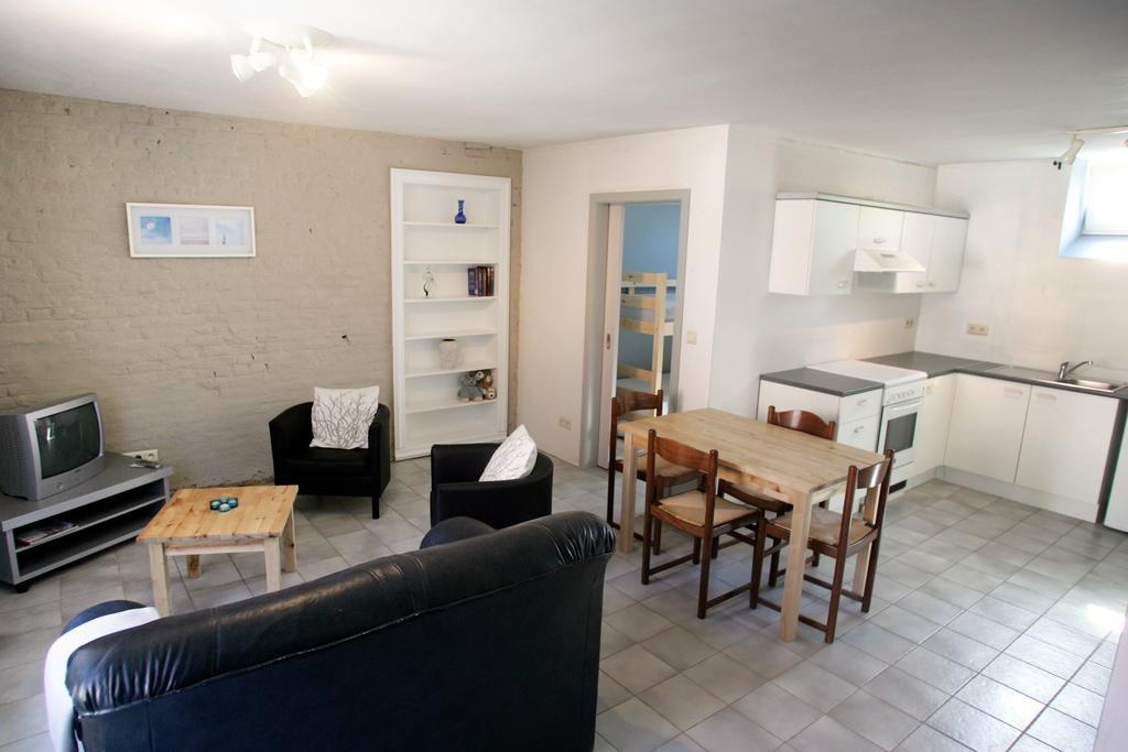 Apartment 'T Maanhof Gingelom 部屋 写真